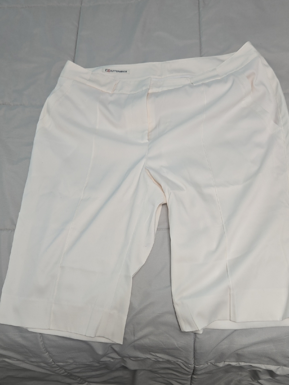 Cutter & Buck White Bermuda Shorts - Tailored Stretch
